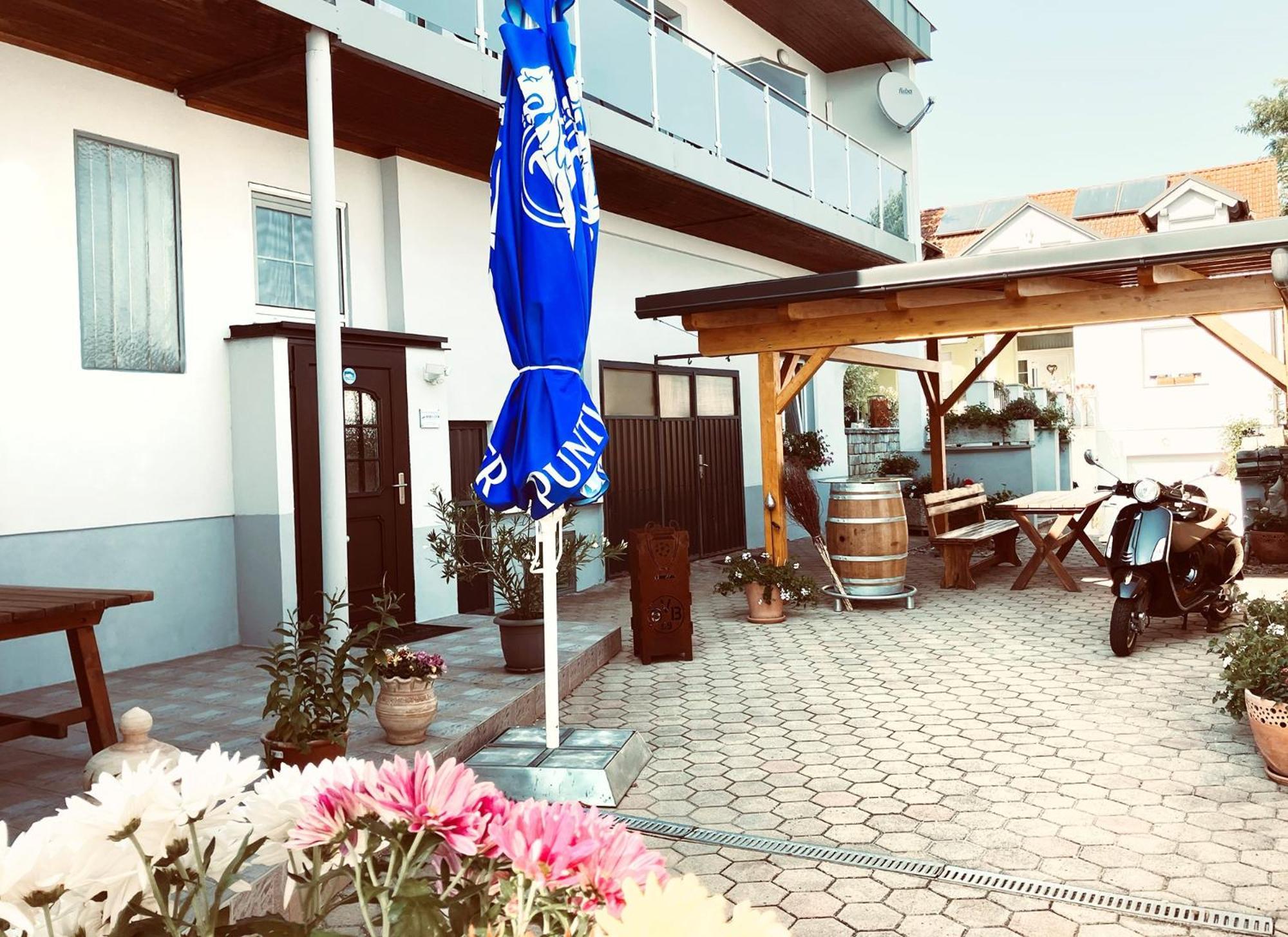 Pension Seeblick Latzko Neusiedl am See Exterior photo